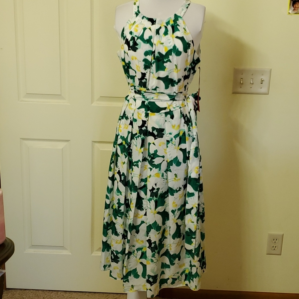 Vince Camuto  Dress